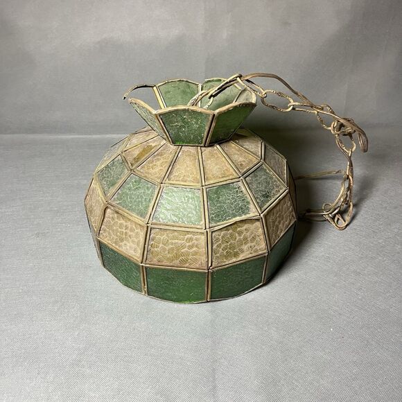 Vintage Tiffany Style 60's/ 70's Green & Gold Stain Glass Lamp Shade - Picture 5 of 8